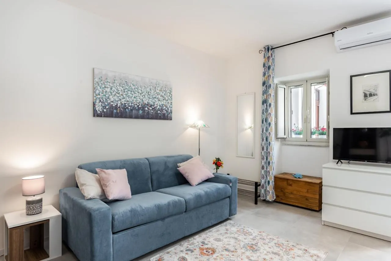 Casa Alchisi - Teatro Romano Cozy Apartment Catania