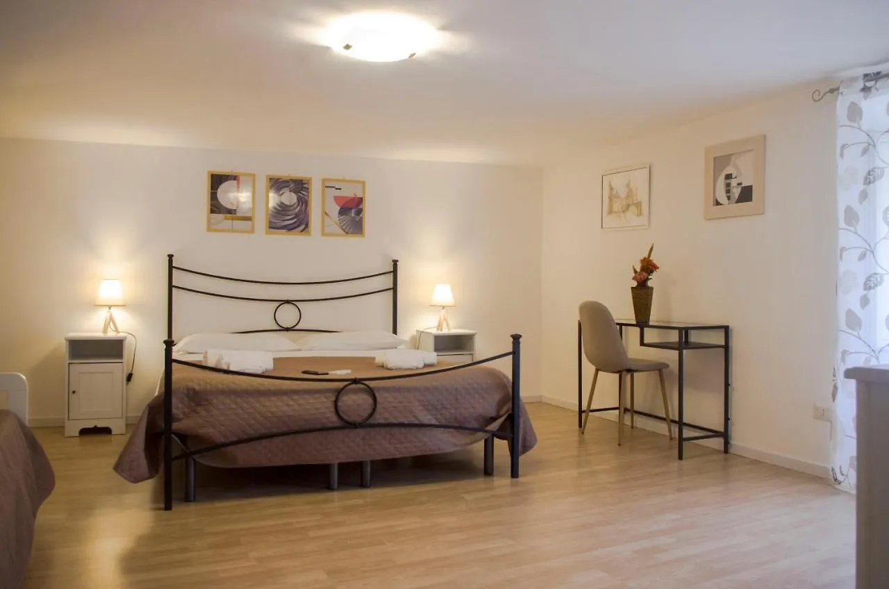Casa Alchisi - Teatro Romano Cozy Apartment Catania Italy